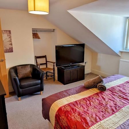 4 Bedroom House, Central Ulverston Extérieur photo