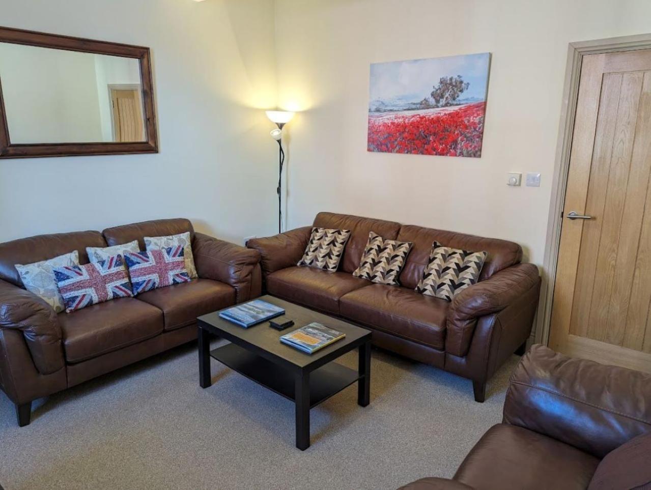 4 Bedroom House, Central Ulverston Extérieur photo